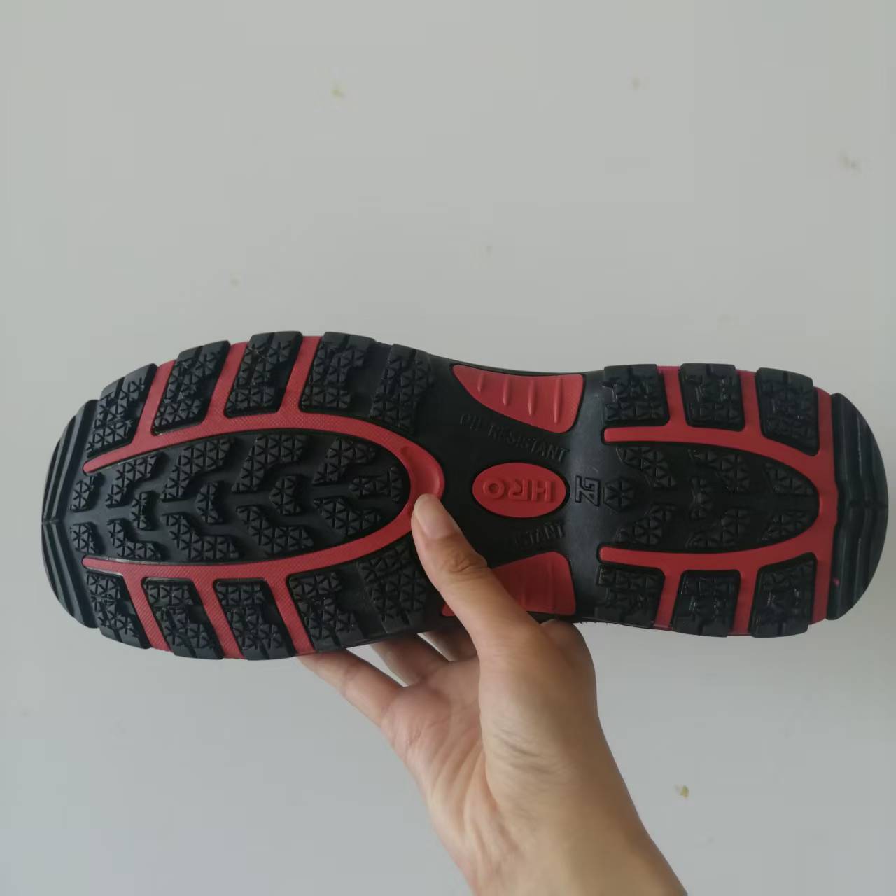 Latest company blogs about Hello everyone, today we are going to introduce different types of shoe soles.