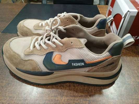 Buy Khaki Suede Industrial Safety Shoes with Anti-smashing Steel Toe and Bulletproof Kevlar Mid Sole online manufacture