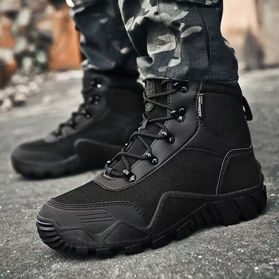 Mid Top Camo Tactical Boots Breathable Sweat Absorbing Large Size Combat Shoes